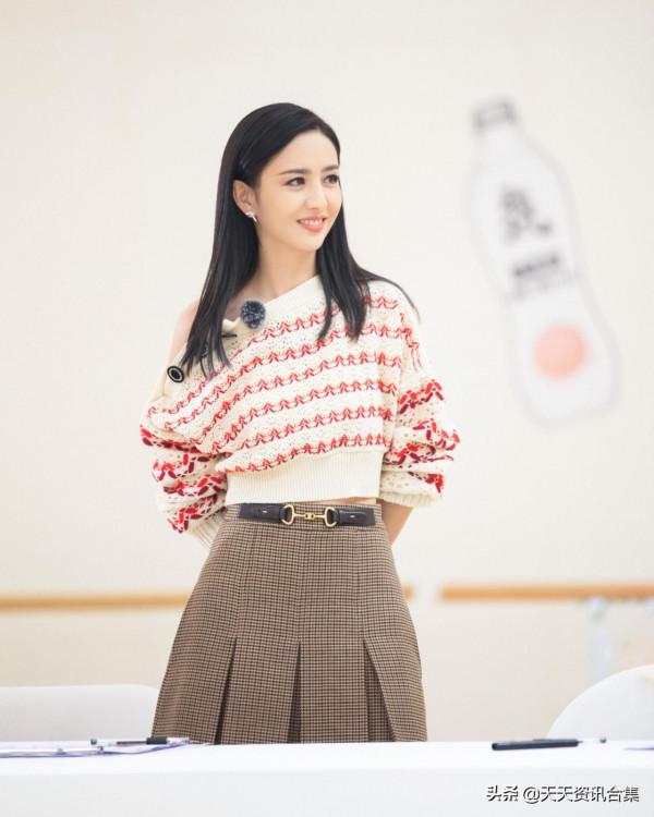 佟麗婭在《舞蹈生》的笑容真迷人,氣質這一塊沒得說 佟麗婭在《舞蹈生》的笑容真迷人,氣質這一塊沒得說