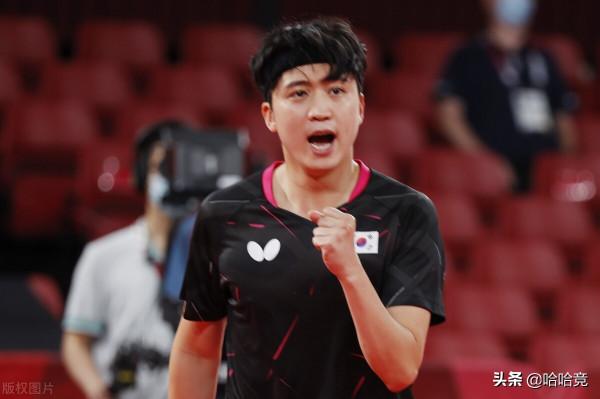 韓國一哥被戲耍一臉苦笑！樊振東3比0完勝鄭榮植，奧運後再勝對手