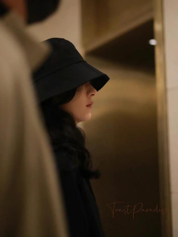 今日趙麗穎上班飯拍圖 今日趙麗穎上班飯拍圖