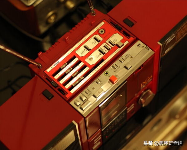 日本維克多公司VICTOR PC100可拆卸盒式錄音機 日本維克多公司VICTOR PC100可拆卸盒式錄音機