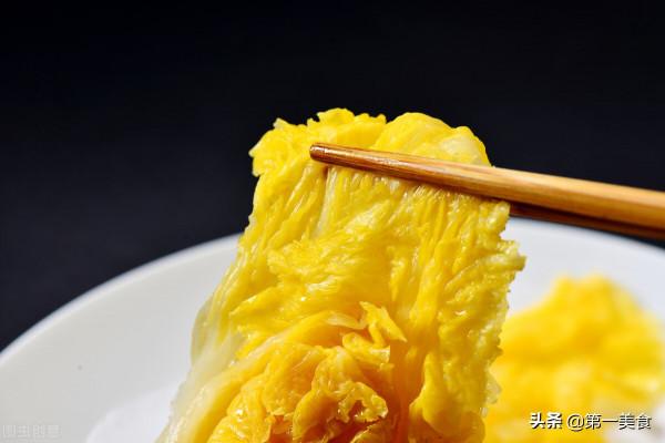 醃酸白菜，放料越多越難吃，只需放1味料，醃出來脆生生的，開胃