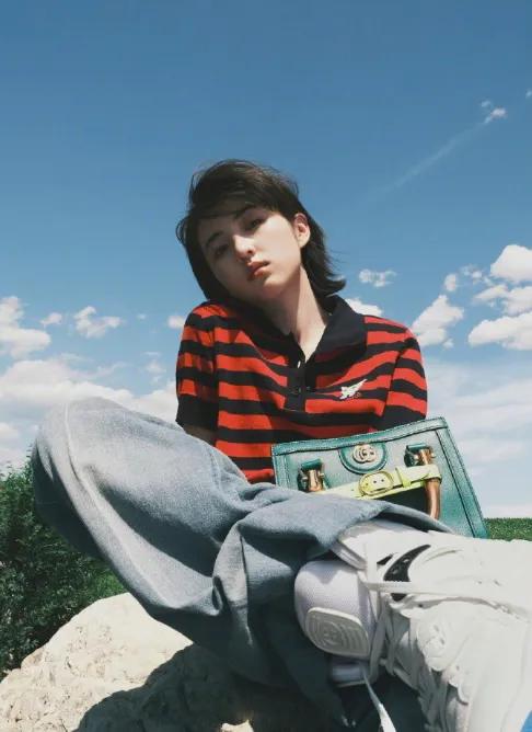 倪妮與張子楓同款服飾，你們比較欣賞誰呢？