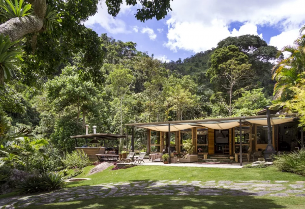 等有錢了,回家鄉,蓋一個有歸屬感的房子 等有錢了,回家鄉,蓋一個有歸屬感的房子