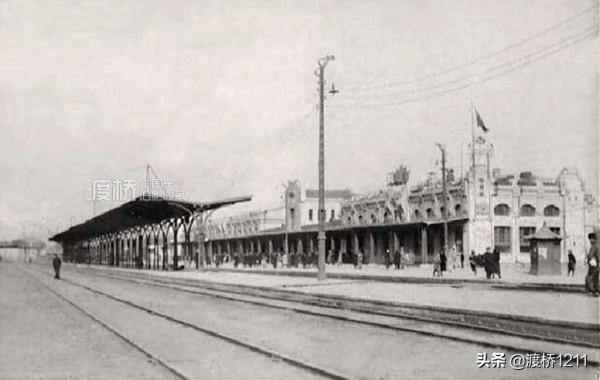 哈爾濱火車站，百張歷史老照片，四代站舍更替，你不一定見過