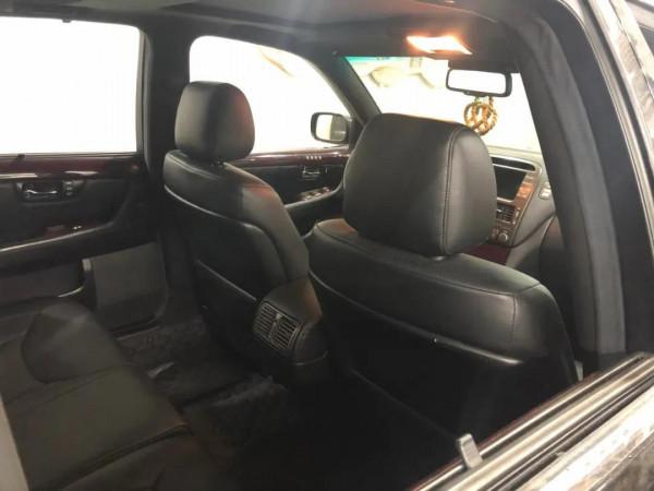 從修理廠到婚姻殿堂，夫妻共同打造低趴雷克薩斯LS430