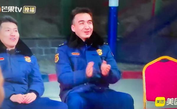 《滾燙人生》看《披荊》哥哥素顏上陣，無才無藝跟不上組織？