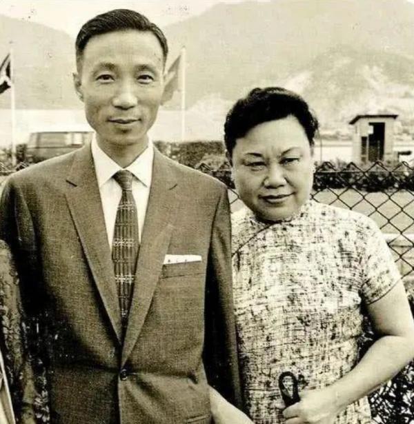 2014年邵逸夫去世,葬禮上僅2名女星獲准出席,子女為何不爭遺產 2014年邵逸夫去世,葬禮上僅2名女星獲准出席,子女為何不爭遺產