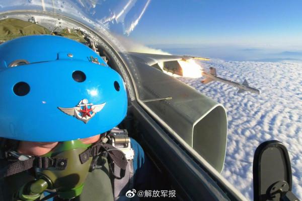 出擊！南部戰區海軍航空兵某旅開展實彈攻擊訓練