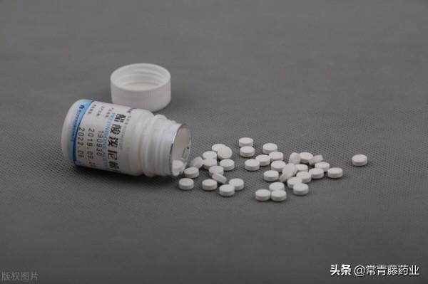 潑尼松止痛消腫的效果好,但是你知道這些副作用嗎?不容忽視 潑尼松止痛消腫的效果好,但是你知道這些副作用嗎?不容忽視