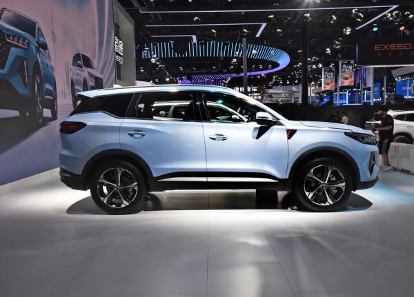 外觀內飾升級，搭載鯤鵬動力，全新奇瑞瑞虎7PLUS預售8.69萬元起