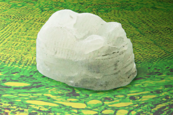 新型生物複合材料：結合了鋁的硬度和骨頭的韌性