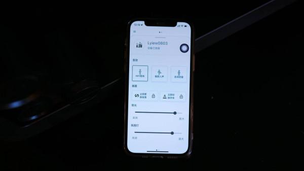 最是那一低頭的溫柔,要與lyiew音箱牽手徜徉音樂海 最是那一低頭的溫柔,要與lyiew音箱牽手徜徉音樂海