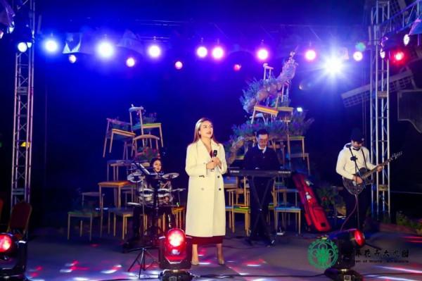 【FENG娛】速看!世界花卉大觀園裡有什麼?細數那些藏不住的精彩! 【FENG娛】速看!世界花卉大觀園裡有什麼?細數那些藏不住的精彩!