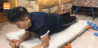 79歲奶奶堅持運動20年:自律的人有多可怕? 79歲奶奶堅持運動20年:自律的人有多可怕?