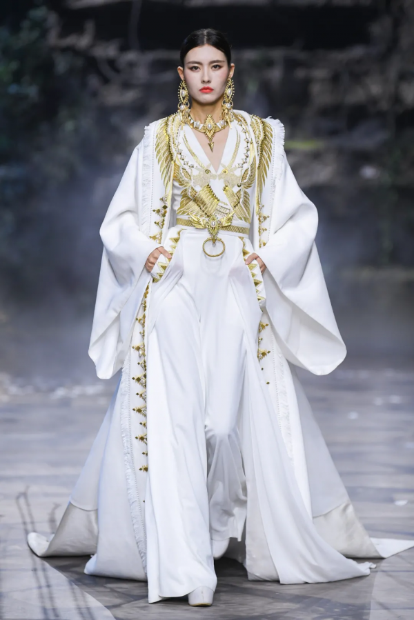 沒有旗袍，就不叫中國風？