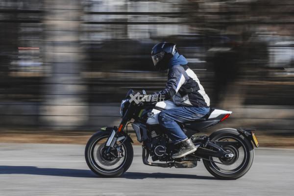 第一梯隊中的No:1 試駕春風700CL-X SPORT