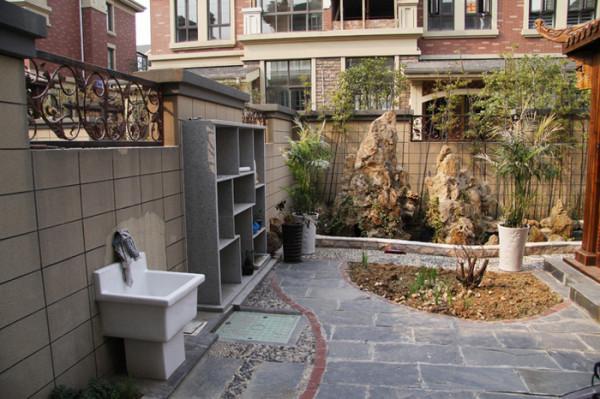 一樓帶院子的房子能買嗎?過來人直言:能接受這3大硬傷,再考慮 一樓帶院子的房子能買嗎?過來人直言:能接受這3大硬傷,再考慮