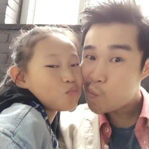 這八位明星爸爸的基因才是真正的強大，孩子肯定沒抱錯