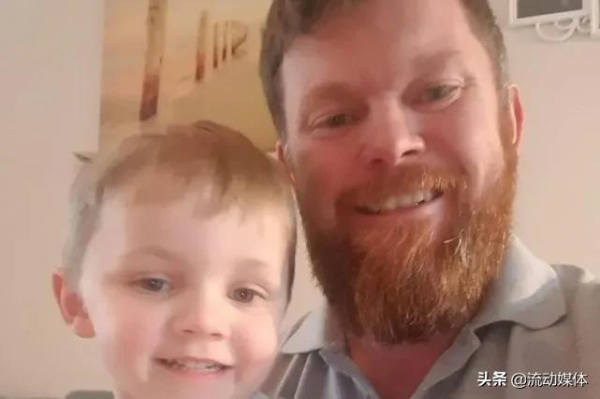 3歲男孩騎摩托表演死亡飛車，成最年輕特技車手丨趣觀世界