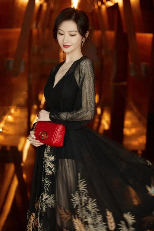 景甜 百花刺繡禮服優雅極致 景甜 百花刺繡禮服優雅極致