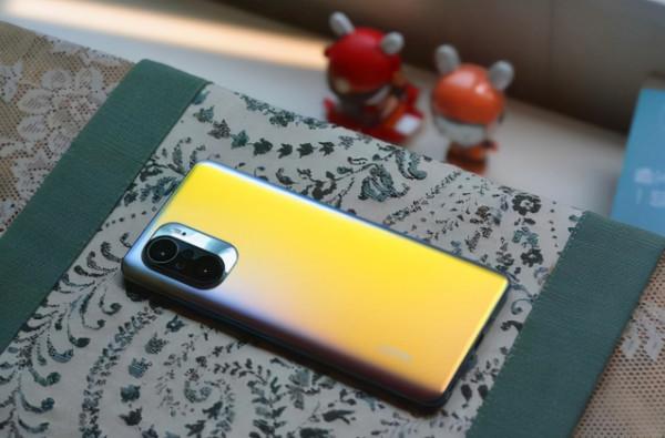 降價有點猛,這三款驍龍888手機,都快跌破兩千了 降價有點猛,這三款驍龍888手機,都快跌破兩千了