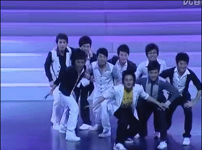 4位“不耐老”的男星,各有各的心酸,有人瘦不了,有人20就禿了 4位“不耐老”的男星,各有各的心酸,有人瘦不了,有人20就禿了