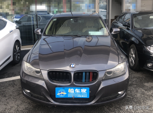 新車45萬,如今花7萬買輛老寶馬3系能撩妹嗎?買家:我看行 新車45萬,如今花7萬買輛老寶馬3系能撩妹嗎?買家:我看行