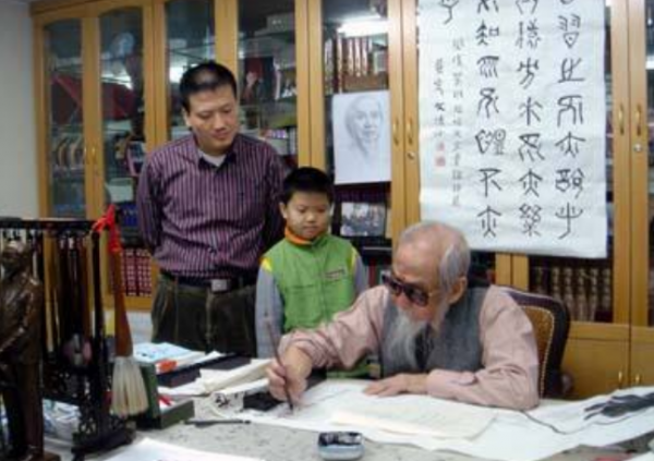 飽受爭議的國學大師文懷沙:我活了108歲 飽受爭議的國學大師文懷沙:我活了108歲