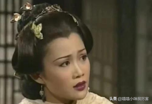 小眼睛塌鼻樑笑露牙齦,五官不端正卻依舊迷人的明星,只服這5位 小眼睛塌鼻樑笑露牙齦,五官不端正卻依舊迷人的明星,只服這5位