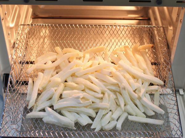 七彩叮噹空氣炸烤箱：一機多能帶你玩轉廚房