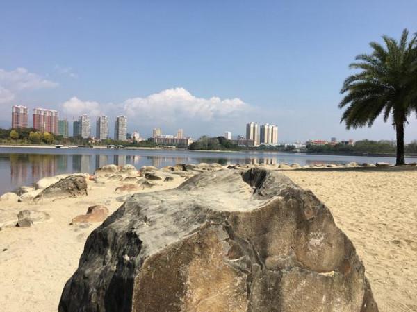 中緬邊境小城瑞麗，都有哪些好玩的景點？