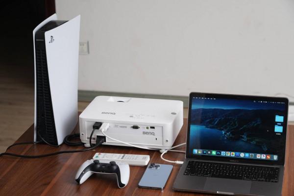 大屏觀影刷劇玩遊戲的最佳拍檔--明基W1800 4K投影儀使用評測 大屏觀影刷劇玩遊戲的最佳拍檔--明基W1800 4K投影儀使用評測