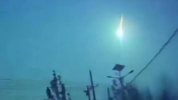 河南唐河火流星或來自一顆消失的彗星,隕石分佈很集中且價值較高 河南唐河火流星或來自一顆消失的彗星,隕石分佈很集中且價值較高