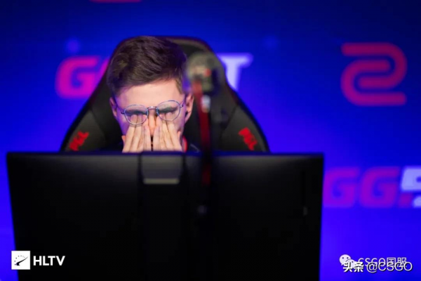 CSGO選手十月紅黑榜:尼公子第二,第一竟有五人 CSGO選手十月紅黑榜:尼公子第二,第一竟有五人
