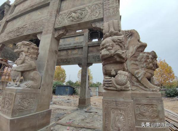 一座牌坊，就是一段歷史 一個故事