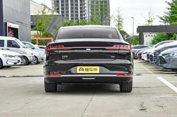 比亞迪e9,外觀帥氣,空間寬裕,內飾設計柔美,配純電動222馬力 比亞迪e9,外觀帥氣,空間寬裕,內飾設計柔美,配純電動222馬力