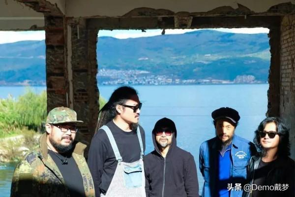 奇人在大理：初二輟學的登讓，終南山獨居六年後又來大理搞音樂