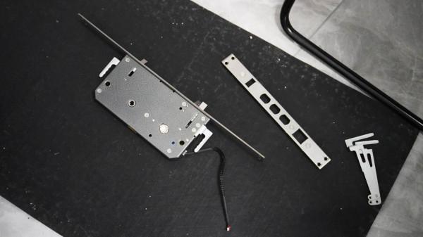 要高大上,還要安全感?一把高階VOC指紋鎖T11face就可以滿足 要高大上,還要安全感?一把高階VOC指紋鎖T11face就可以滿足