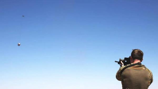 中國智慧瞄準系統,按照“選單”點選敵人即可 中國智慧瞄準系統,按照“選單”點選敵人即可