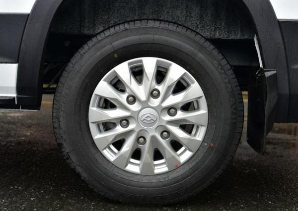 新能源也開始入侵民用客車,22萬的大通EV90,續航再長點就更好 新能源也開始入侵民用客車,22萬的大通EV90,續航再長點就更好