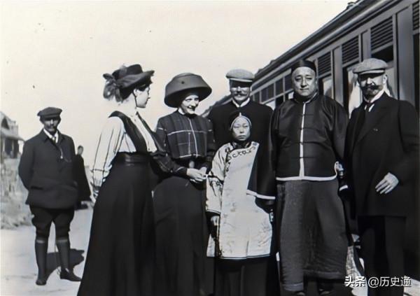 悽苦女人:做孩子時,離開母親,做母親時,離開孩子,臨終難如願 悽苦女人:做孩子時,離開母親,做母親時,離開孩子,臨終難如願