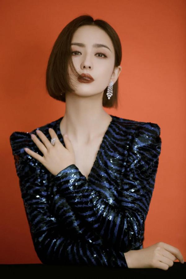 女神佟麗婭的隱忍人生，和她生命中愛過的一個重要男人