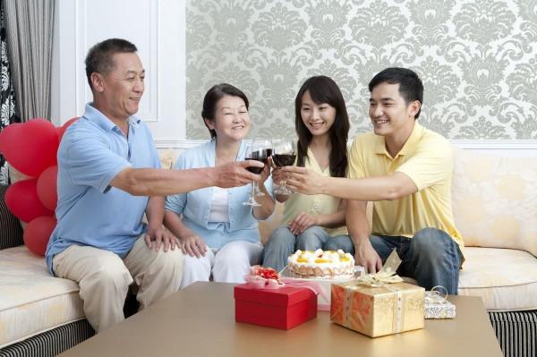 孩子戀愛了,擔心物件不可靠?李玫瑾教授:問兩個問題就知道 孩子戀愛了,擔心物件不可靠?李玫瑾教授:問兩個問題就知道