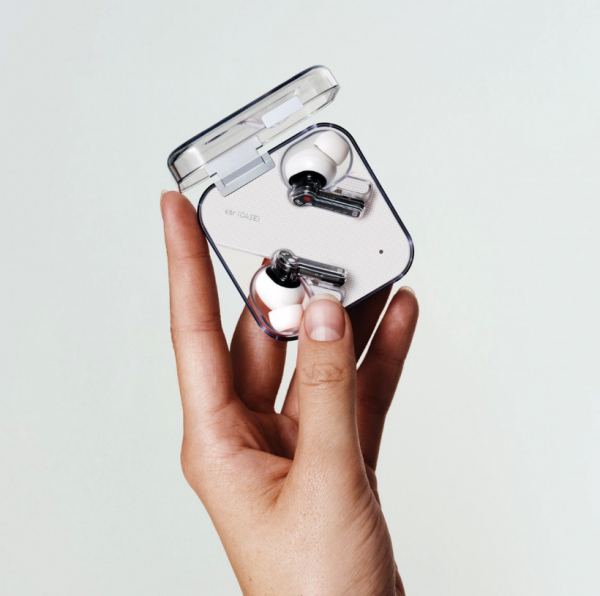 原一加創始人成立新公司，首款透明手機曝光，安卓之父加盟？