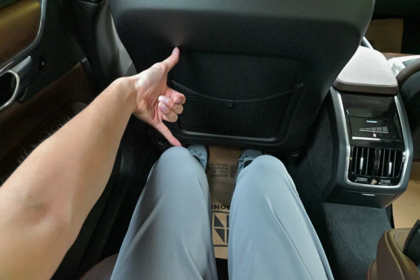 沃爾沃 S90:二十五萬多買行政級轎車,雖然二手,但越級享受 沃爾沃 S90:二十五萬多買行政級轎車,雖然二手,但越級享受