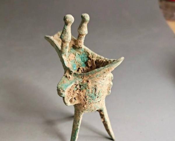 年輕人如何入足古玩市場？