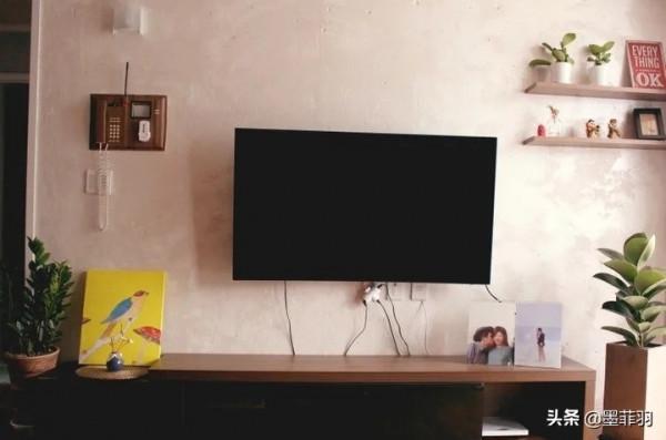 朋友只租毛坯房，在水泥牆上刷乳膠漆，效果比膩子牆還要好