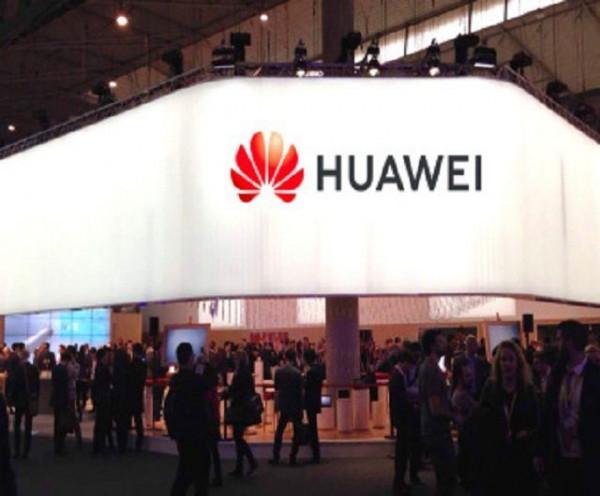 研究晶片15年，一年花任正非4億，何庭波&OpenCurlyDoubleQuote;備胎&rdquo;轉正後一騎絕塵