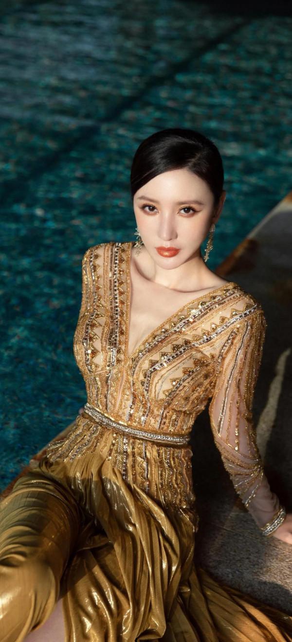 張萌超高畫質美圖