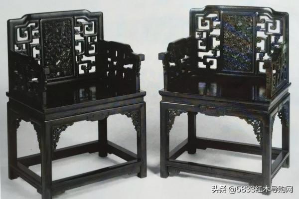 經典的清式紅木雲龍紋扶手椅擺在客廳好看嗎？